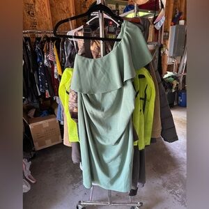 One shoulder maternity dress